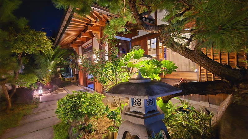 Japanese temple-style residence Osaka Kung Fu school